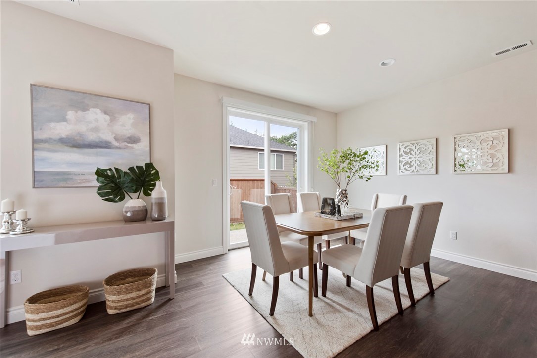 20309 85th Place Northeast Bothell, WA 98011 - Photo 4 of 25 Gallery Image 4