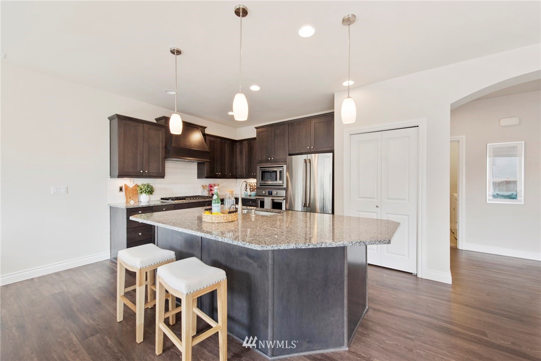 20309 85th Place Northeast Bothell, WA 98011 - Photo 5 of 25 Gallery Image 5
