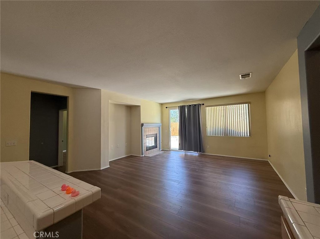 12673 Field Way Victorville, CA 92395 - Photo 2 of 12