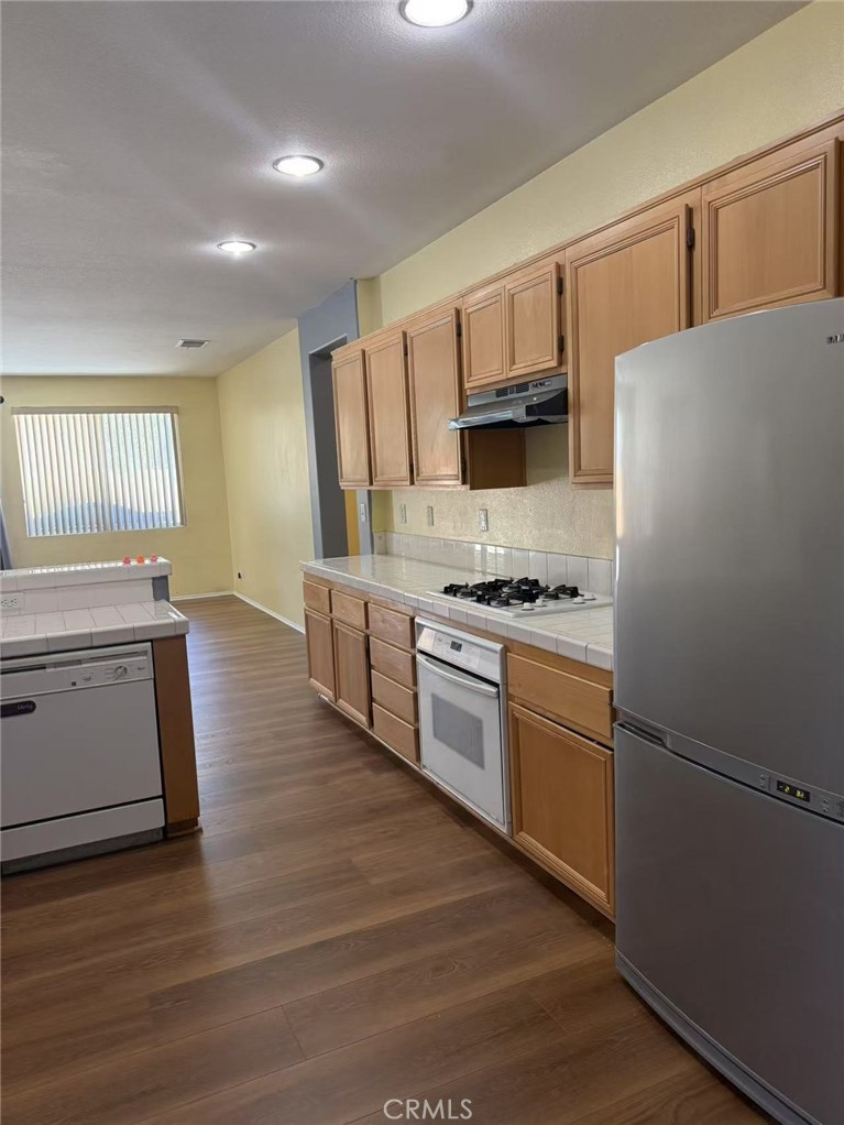 12673 Field Way Victorville, CA 92395 - Photo 4 of 12