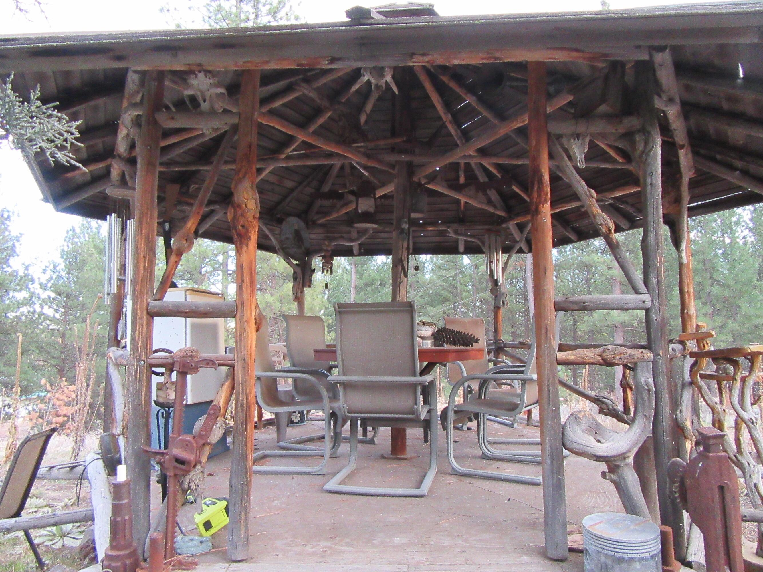 16144 Sprague River Road Chiloquin, OR 97624 - Photo 58 of 81 Gazebo view 2