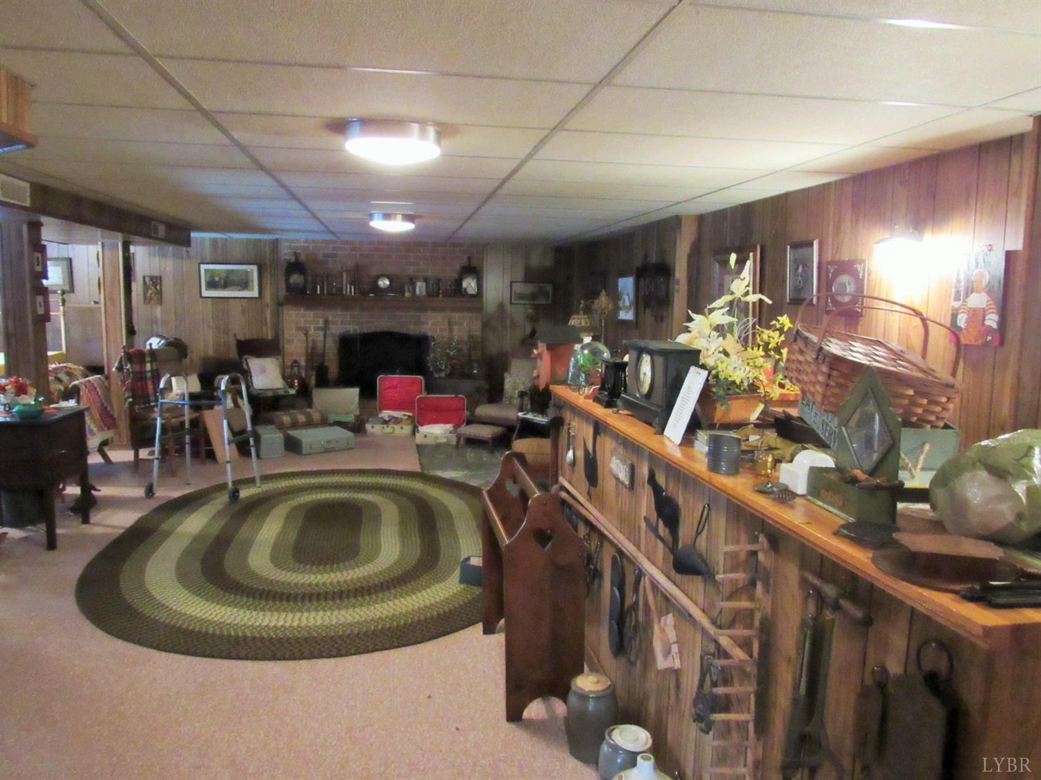 739 Kenmore Road Amherst, VA 24521 - Photo 18 of 27