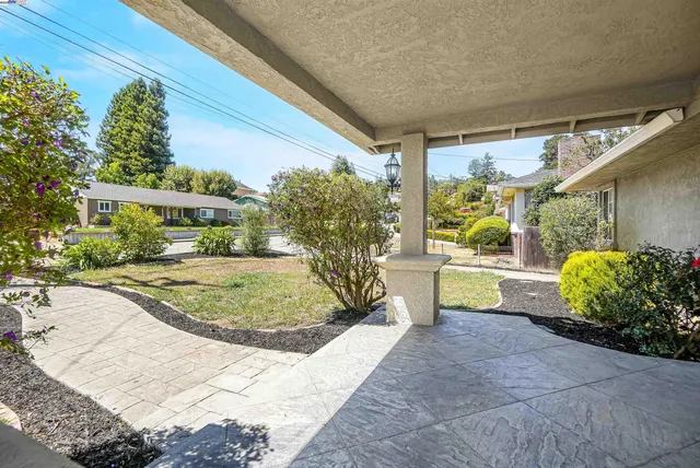 $1,299,000 | 17526 Parker Road, Castro Valley, CA 94546