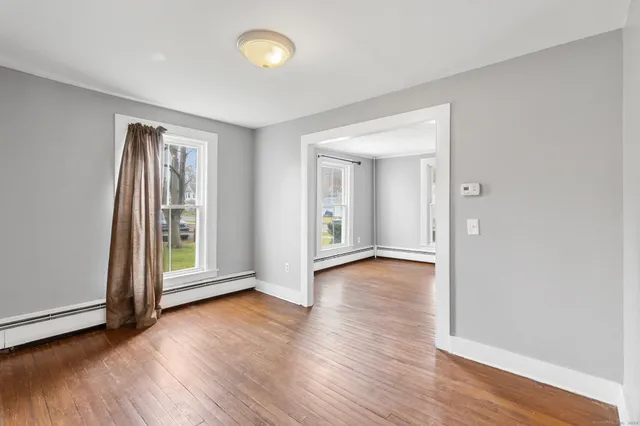 $2,100 | 1701 Farmington Avenue, Farmington, CT 06085