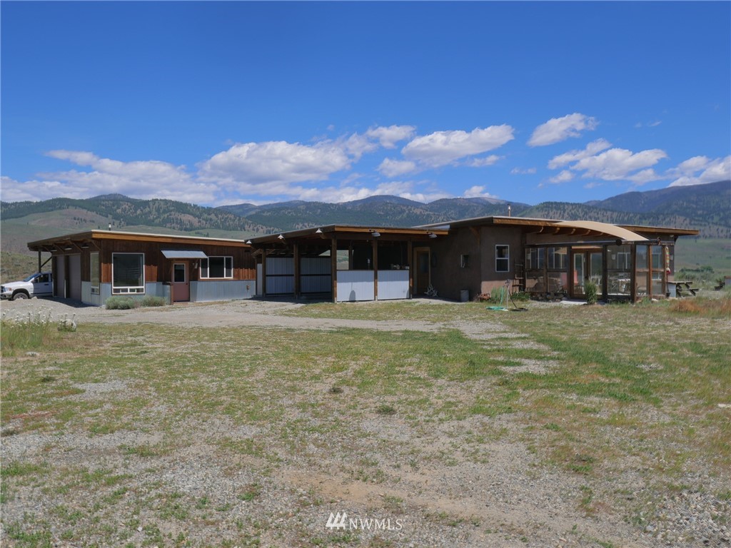33 Chewuch Heights Road Winthrop, WA 98862 - Photo 2 of 25 Gallery Image 2
