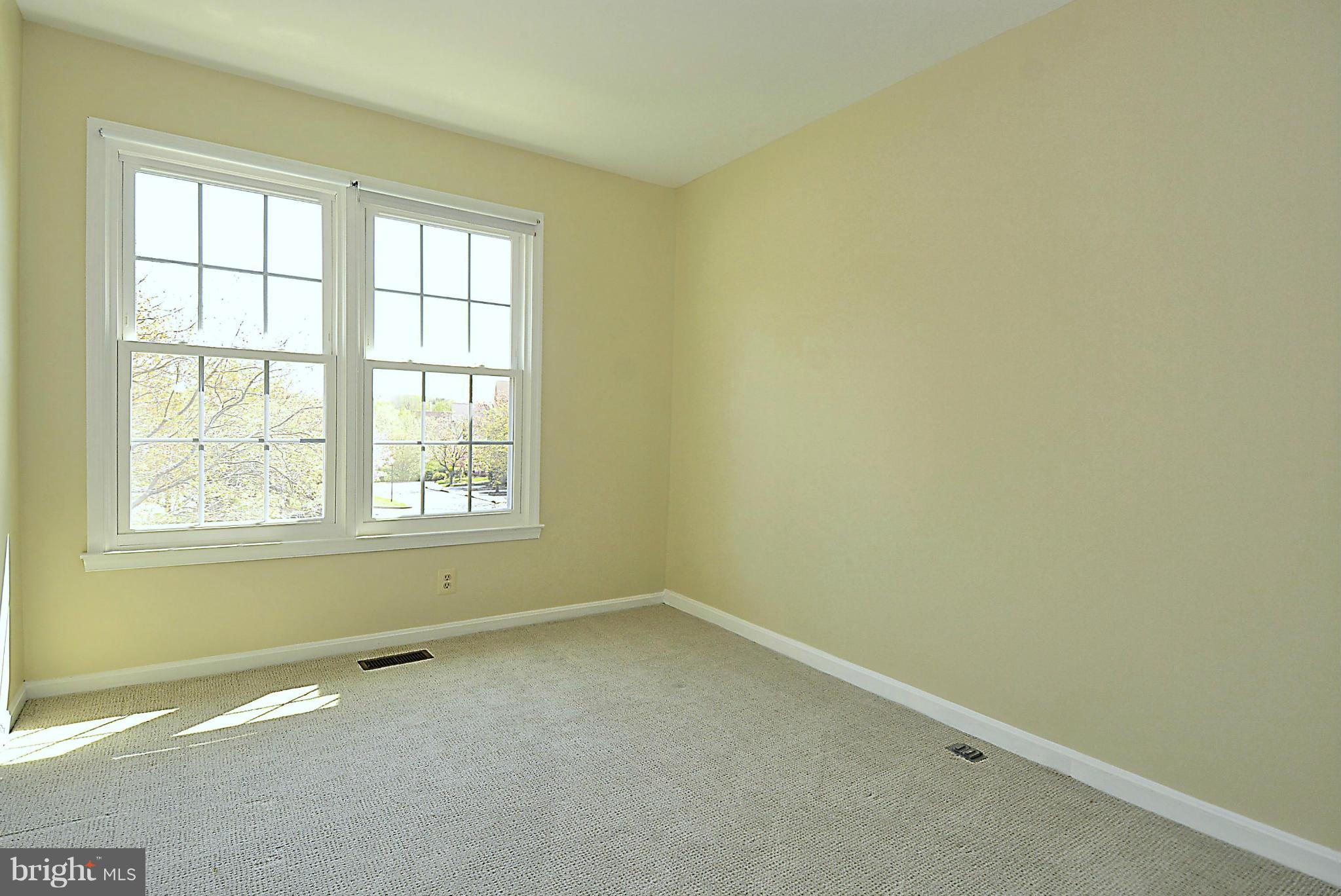 10848 Douglas Avenue Silver Spring, MD 20902 - Photo 19 of 30 Bedroom 2