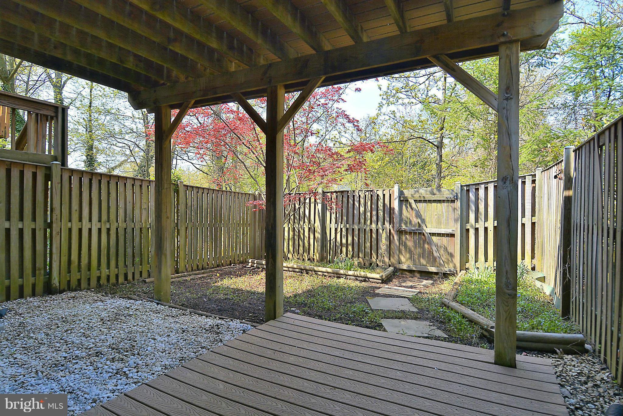 10848 Douglas Avenue Silver Spring, MD 20902 - Photo 27 of 30 Exterior (Rear)