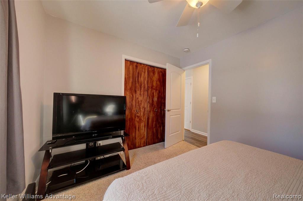 23760 Carleton West Road Belleville, MI 48111 - Photo 19 of 41