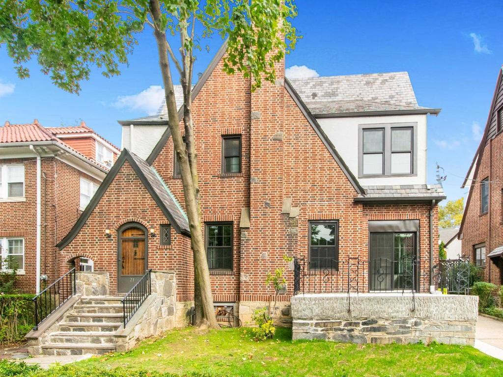 21 Ashton Road Yonkers, NY 10705 - Photo 1 of 1 Gallery Image 1