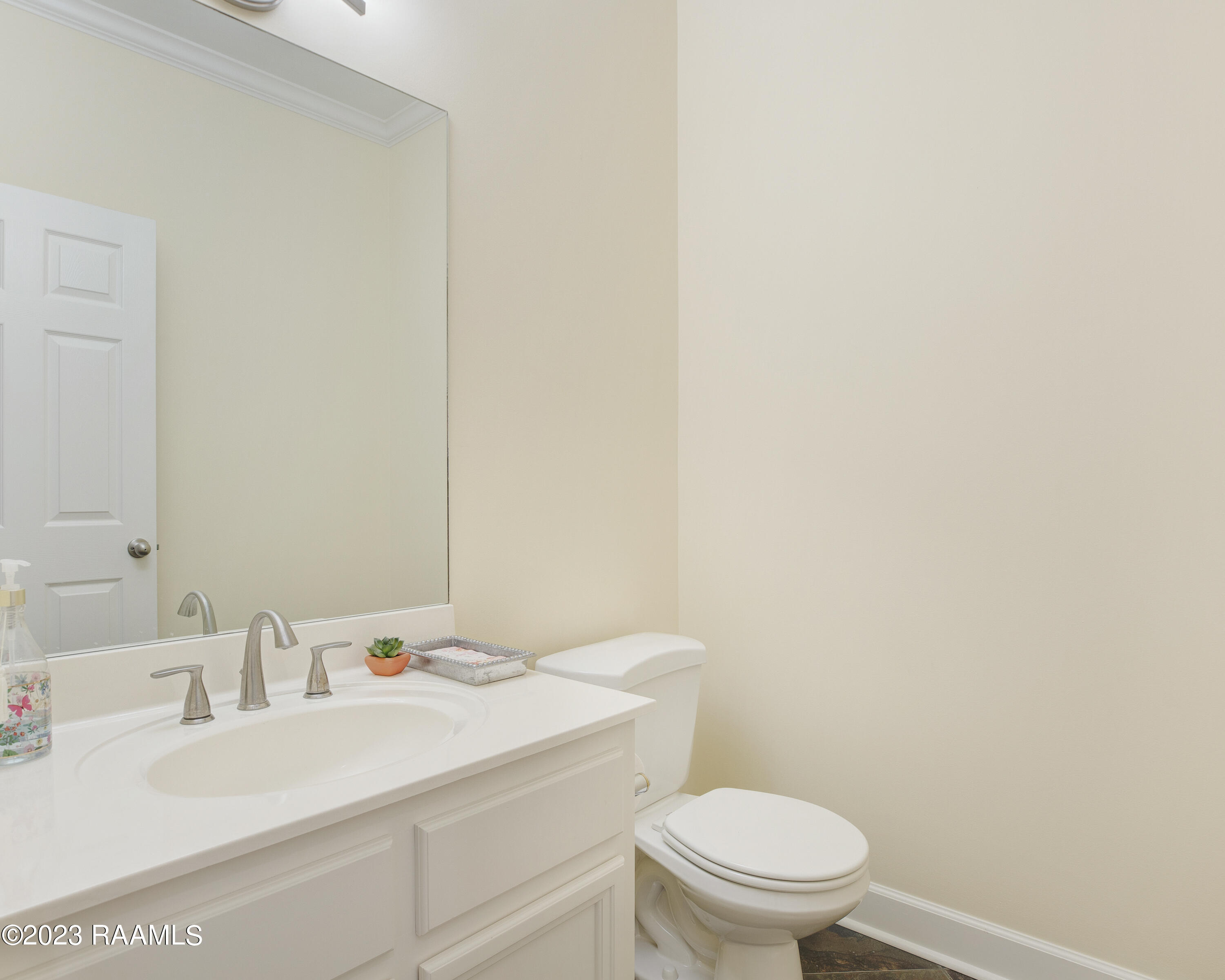 403 Cobblestone Road Lafayette, LA 70508 - Photo 17 of 30 403 Cobblestone-14