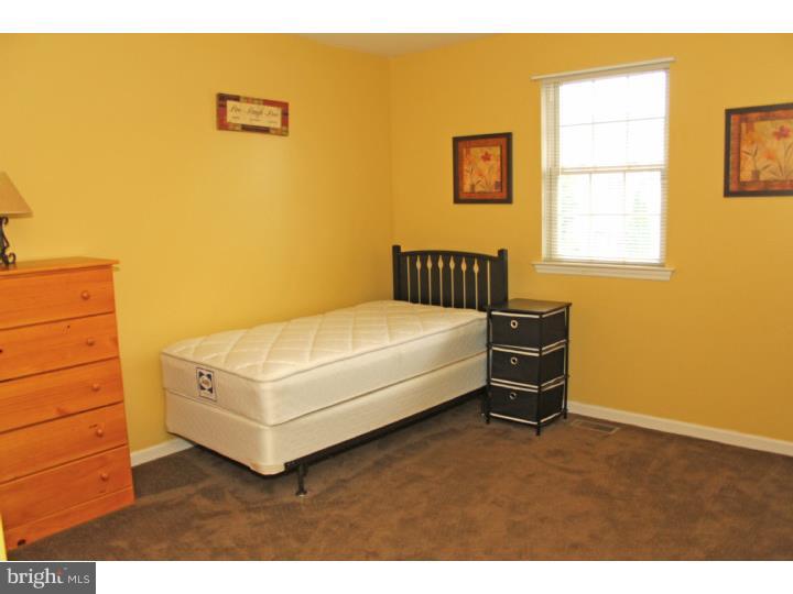 5 Primrose Lane Sinking Spring, PA 19608 - Photo 19 of 20 Bedroom 3