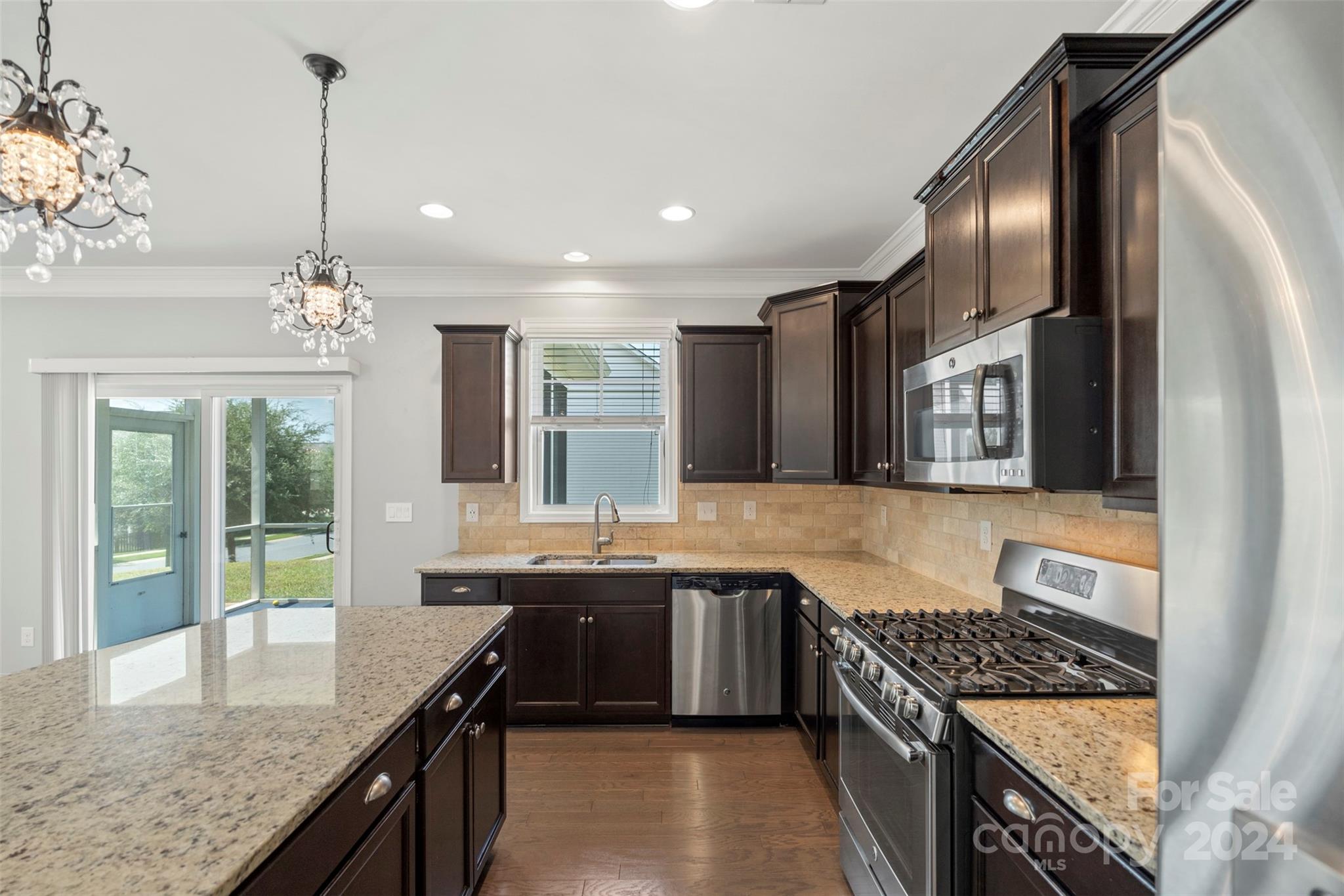 8946 Inverness Bay Road Charlotte, NC 28278 - Photo 7 of 22 Gallery Image 7
