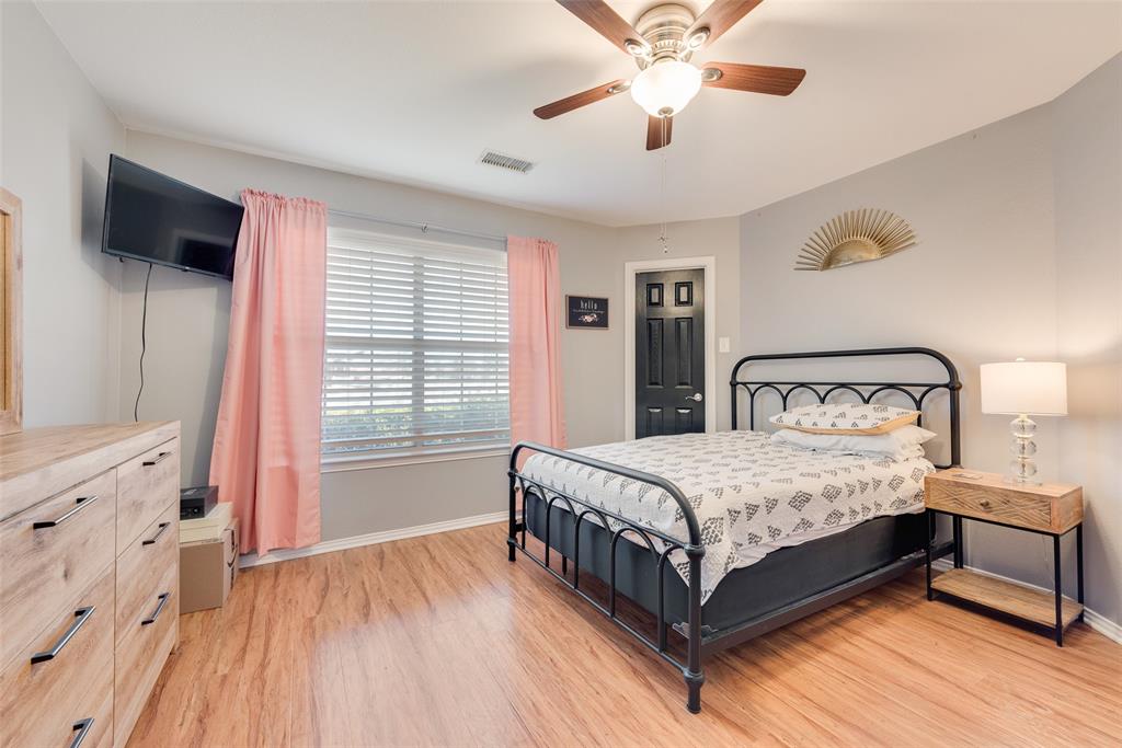 246 Meadow Ridge Circle Royse City, TX 75189 - Photo 13 of 24