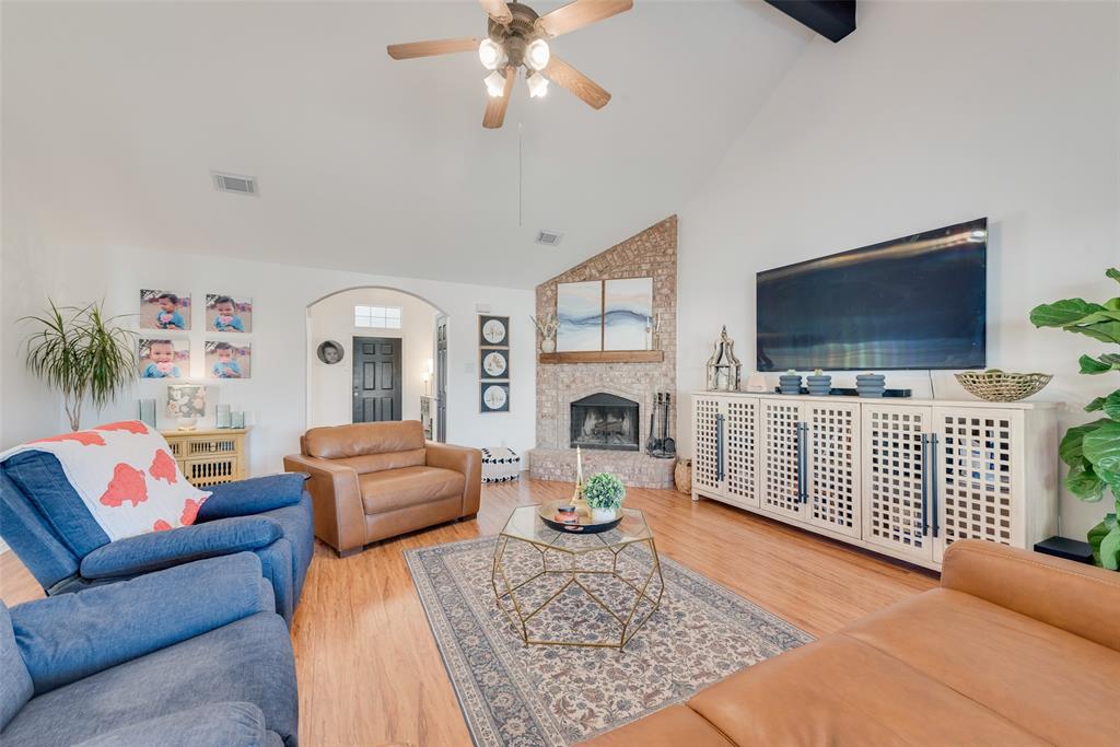 246 Meadow Ridge Circle Royse City, TX 75189 - Photo 7 of 24