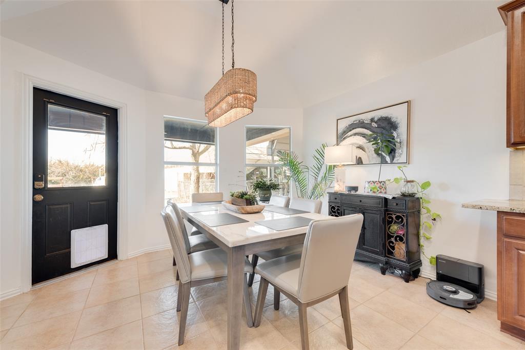 246 Meadow Ridge Circle Royse City, TX 75189 - Photo 9 of 24