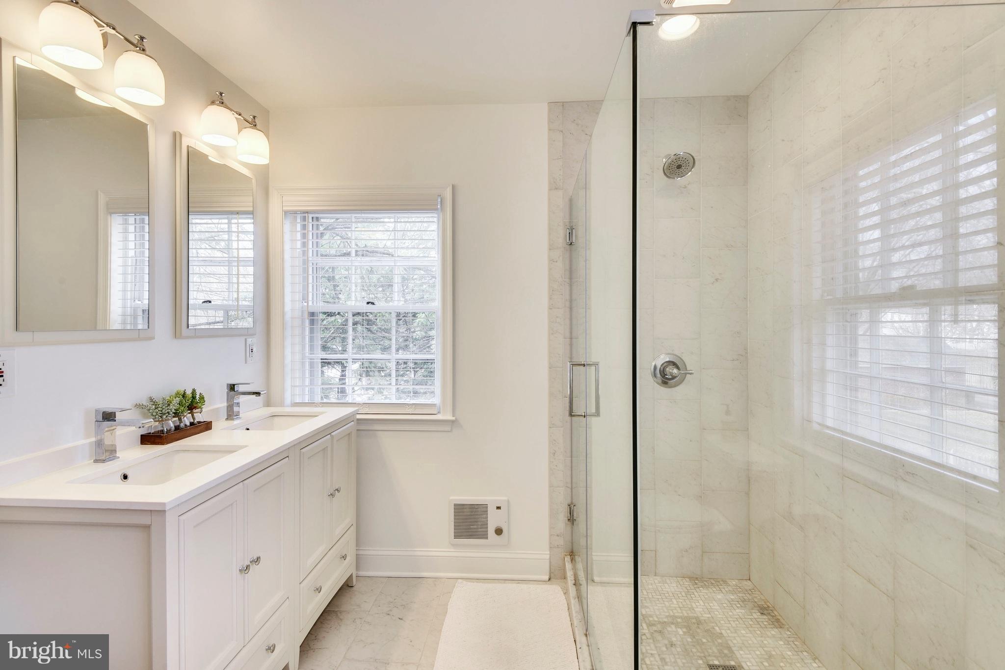 304 Paddington Road Baltimore, MD 21212 - Photo 14 of 30 Bath (Master)