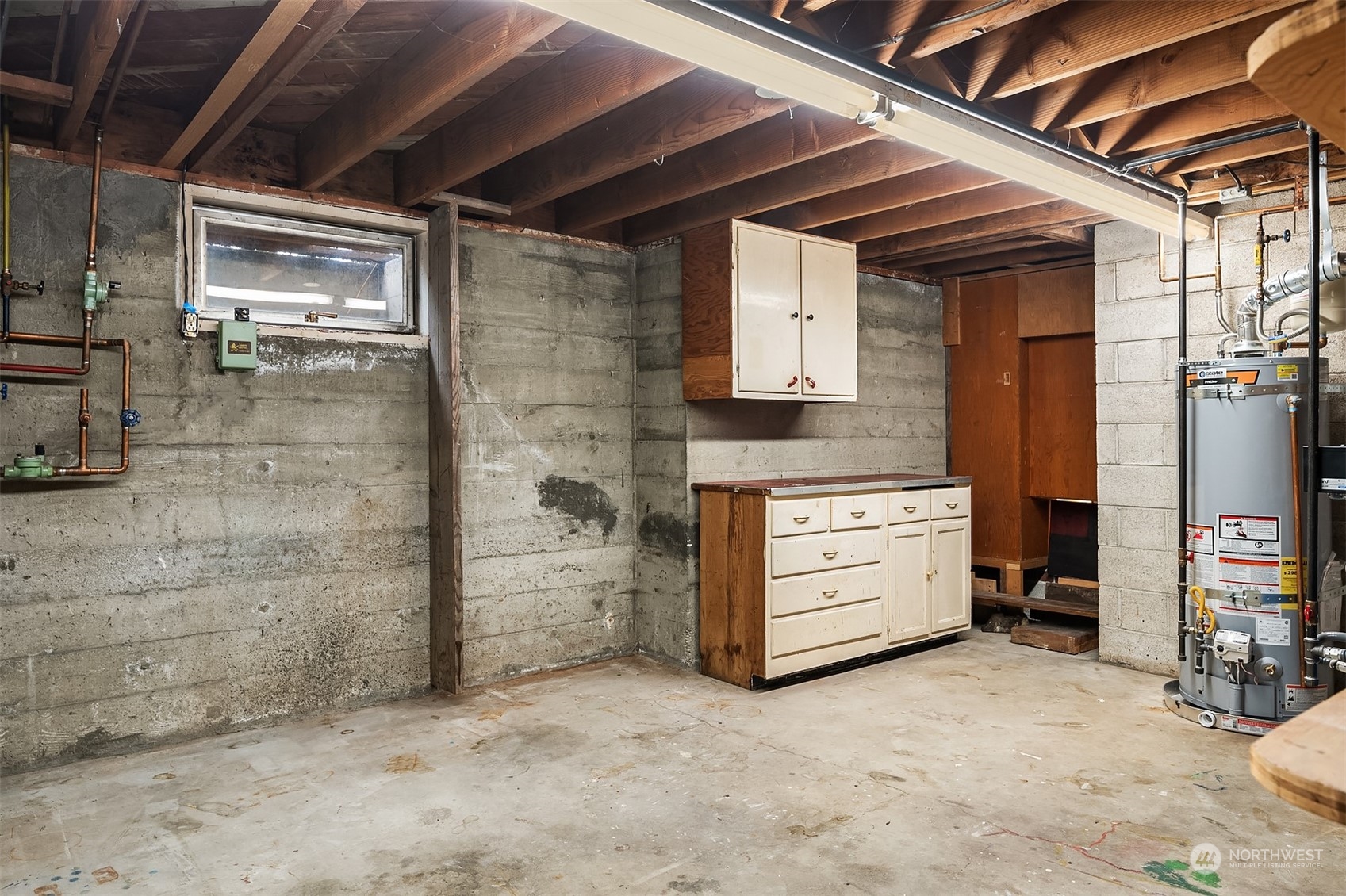 17512 Fremont Avenue North Shoreline, WA 98133 - Photo 25 of 35 a view of an empty room