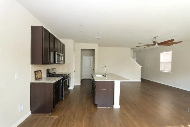 $1,950 | 24527 Lorenzo Glaze Trail, Katy, TX 77493