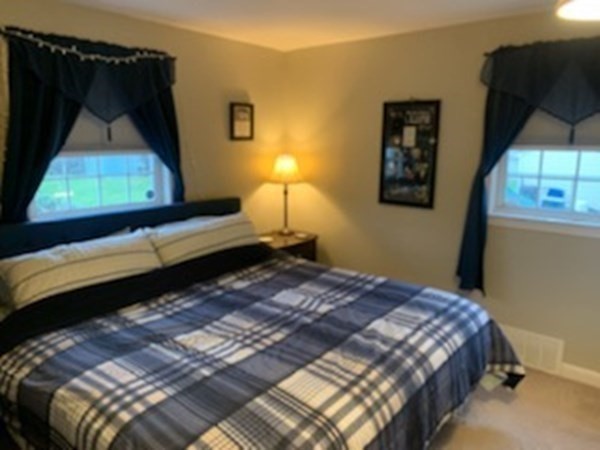 96 Durbeck Road Rockland, MA 02370 - Photo 8 of 19 Gallery Image 8