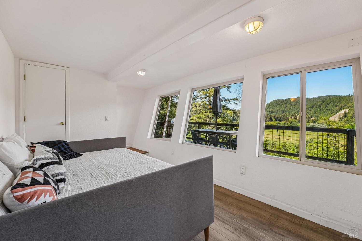11688 Oak Road Forestville, CA 95436 - Photo 26 of 56