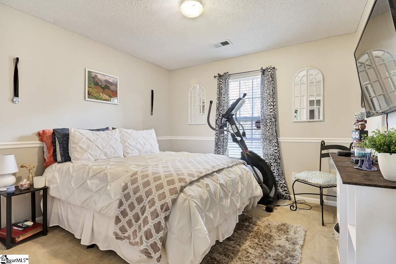 709 Robinson Road Greer, SC 29651 - Photo 21 of 32