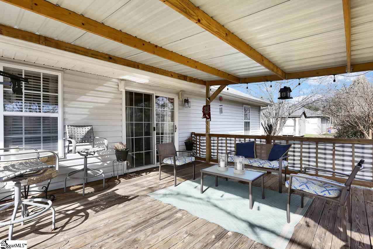 709 Robinson Road Greer, SC 29651 - Photo 24 of 32