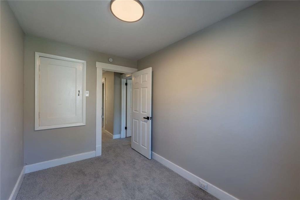 619 Barclay Avenue Pittsburgh, PA 15221 - Photo 19 of 23 a view of an empty room