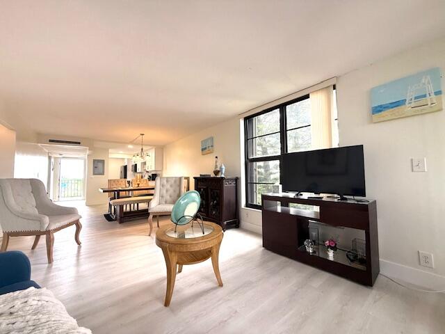 4 Royal Palm Way, Unit 601 Boca Raton, FL 33432 - Photo 36 of 59 4 Royal- Pic 32