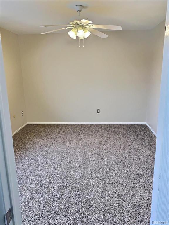 12787 Ronda Drive Southgate, MI 48195 - Photo 17 of 27