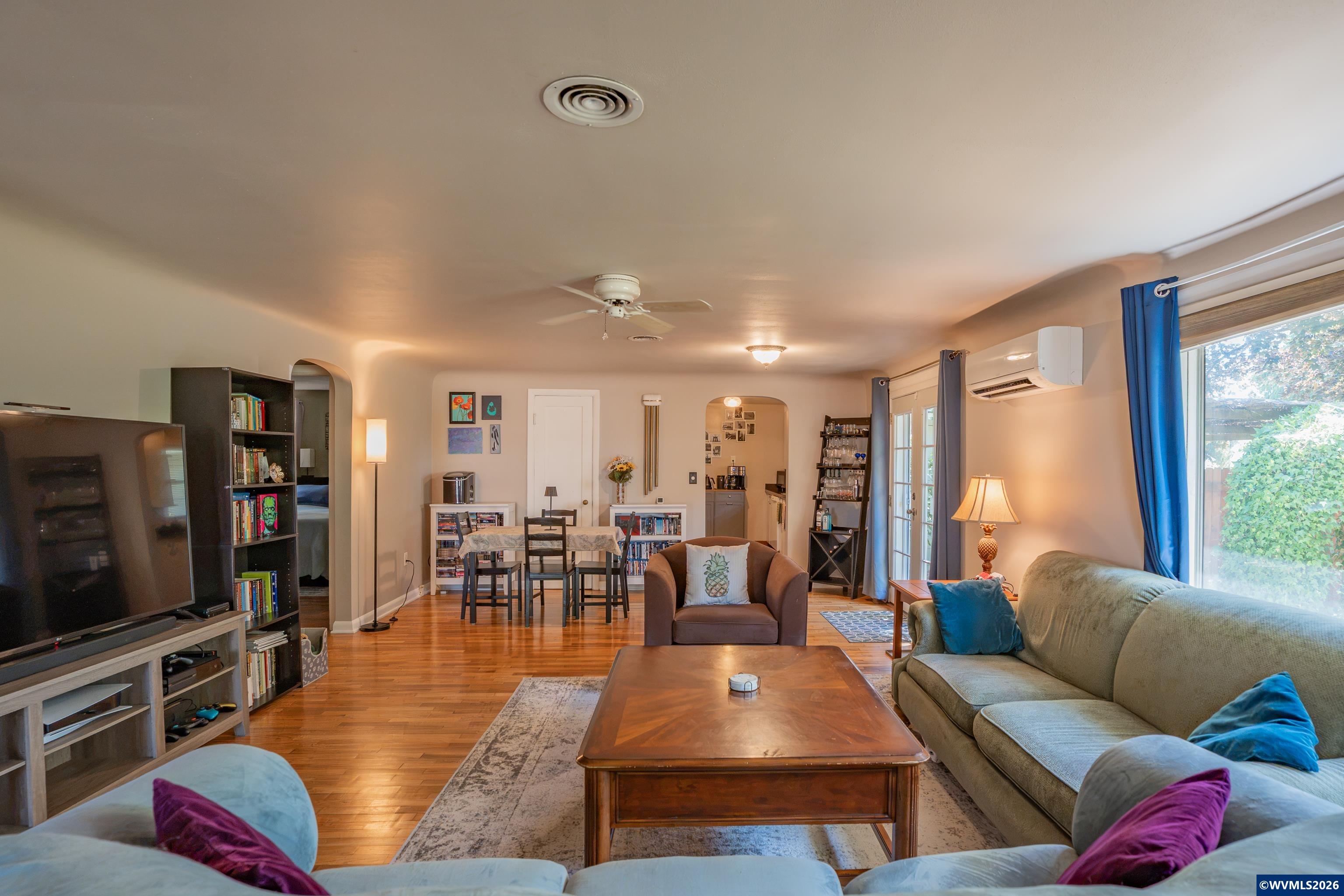 390 West D Street Lebanon, OR 97355 - Photo 5 of 31