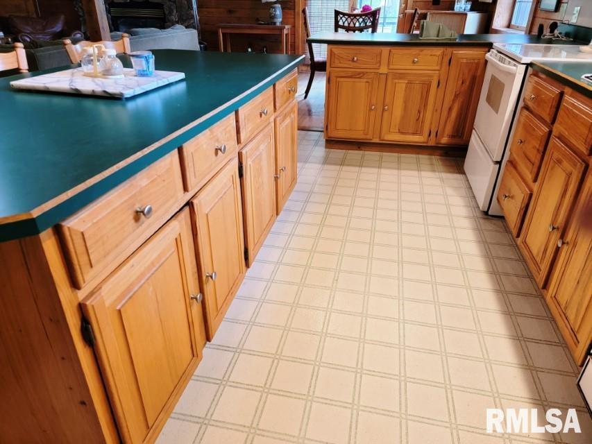 23248 North Cherokee Road Cuba, IL 61427 - Photo 14 of 50