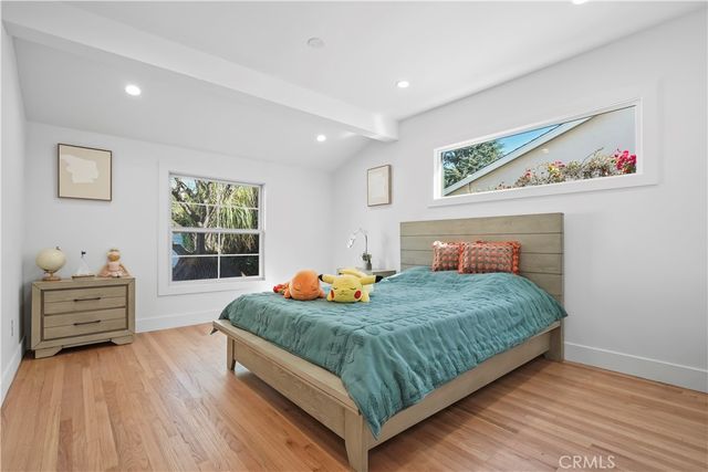 $1,329,000 | 11330 Blix Street, North Hollywood, CA 91602