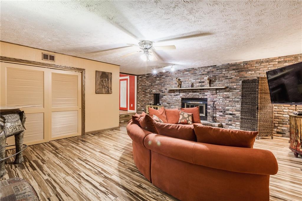 7951 Witherington Road Indianapolis, IN 46268 - Photo 12 of 39