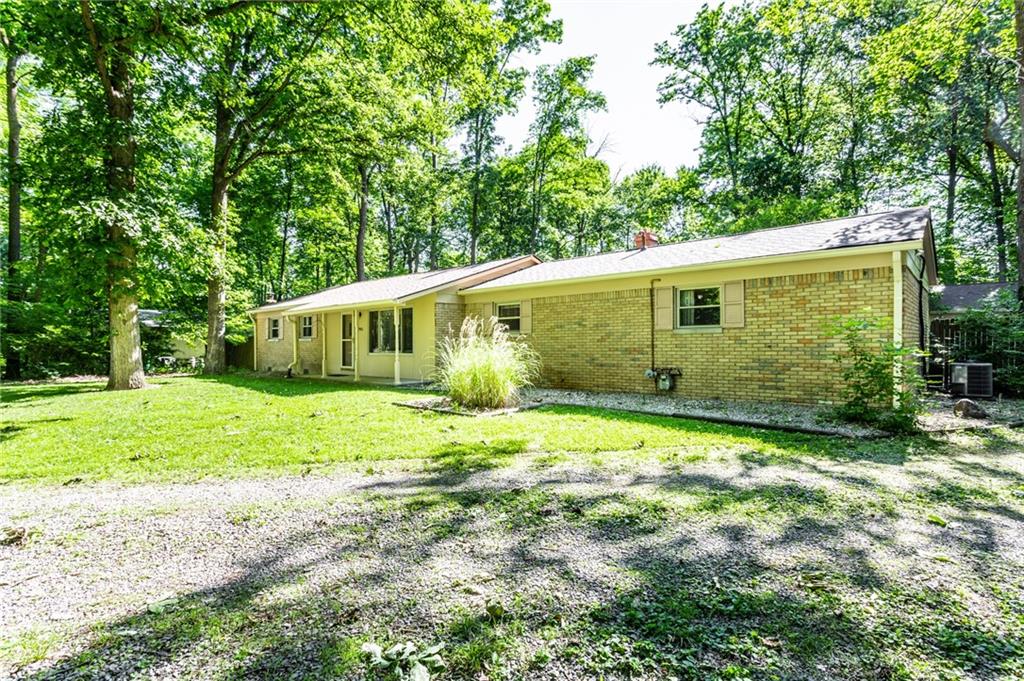 7951 Witherington Road Indianapolis, IN 46268 - Photo 4 of 39