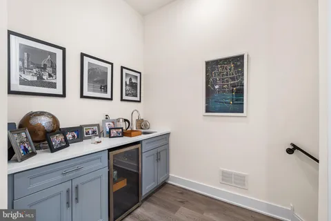 $560,000 | 1115 North American Street, Unit E7, Philadelphia, PA 19123