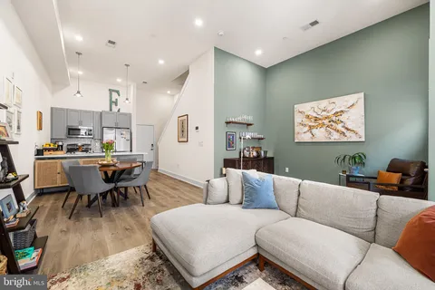 $560,000 | 1115 North American Street, Unit E7, Philadelphia, PA 19123