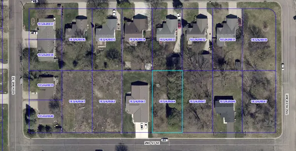 $39,900 | 1018 2nd Street Southeast, Faribault, MN 55021