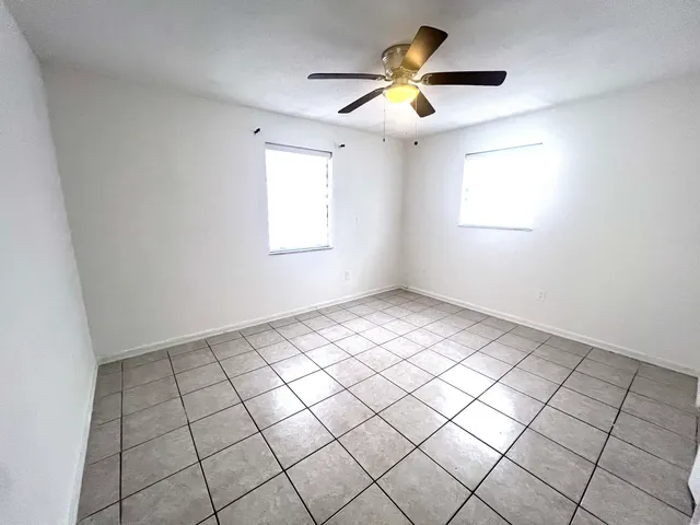 $1,800 | 4630 Myrtle Lane, West Palm Beach, FL 33417