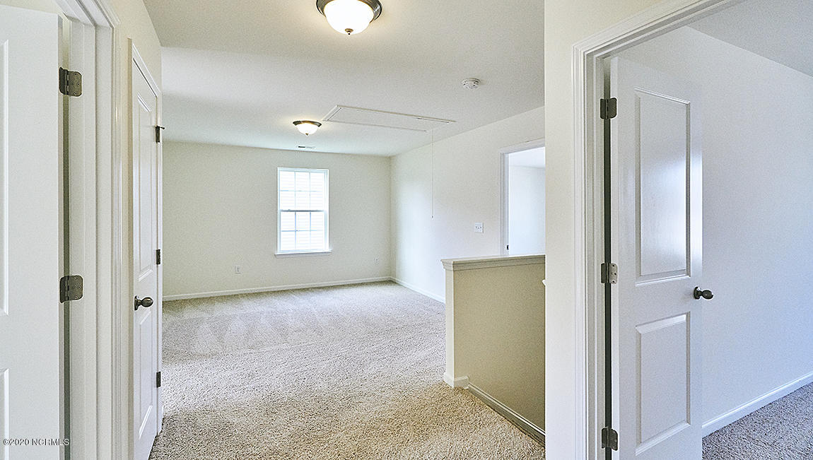 302 Frida Road New Bern, NC 28560 - Photo 29 of 30 Lake-Tyler_302-Frida-Rd_Biltmore-B_Dark-