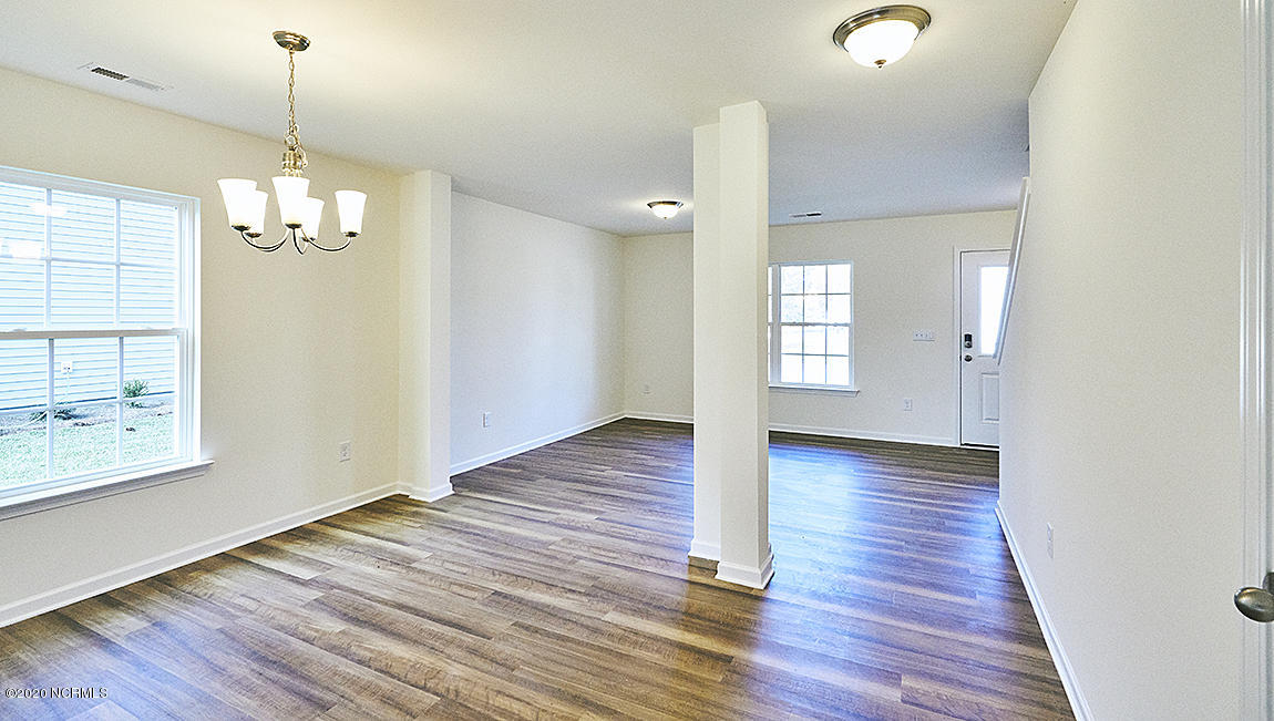 302 Frida Road New Bern, NC 28560 - Photo 7 of 30 Lake-Tyler_302-Frida-Rd_Biltmore-B_Dark-