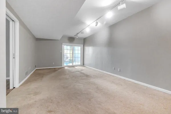 $3,800 | 424 West Village Lane, Unit 424, Chadds Ford, PA 19317