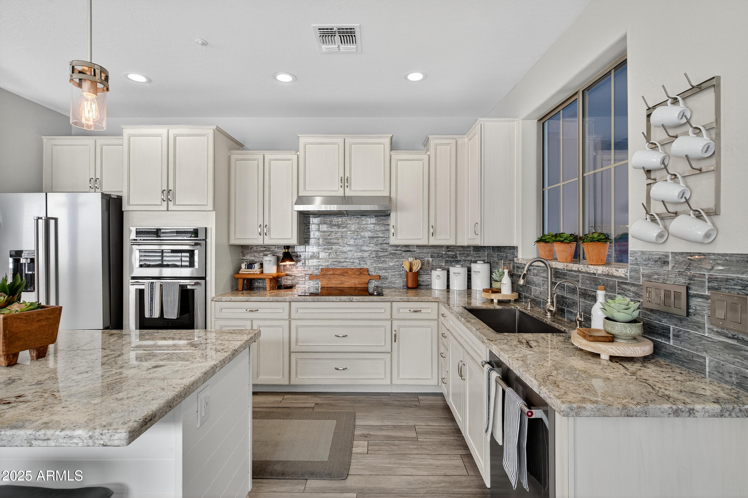 3021 East Agritopia Loop North Gilbert, AZ 85296 - Photo 14 of 68 21-print-017_A7404514