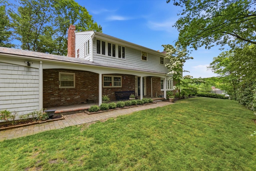 11 Pickman Road Beverly, MA 01915 - Photo 24 of 40