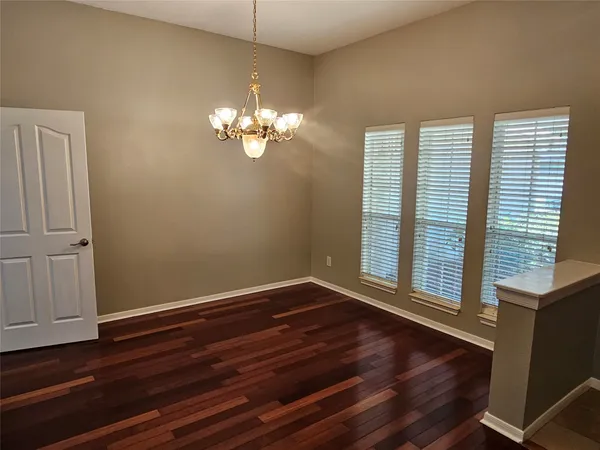 $2,400 | 9506 Rustic Gate Road, La Porte, TX 77571