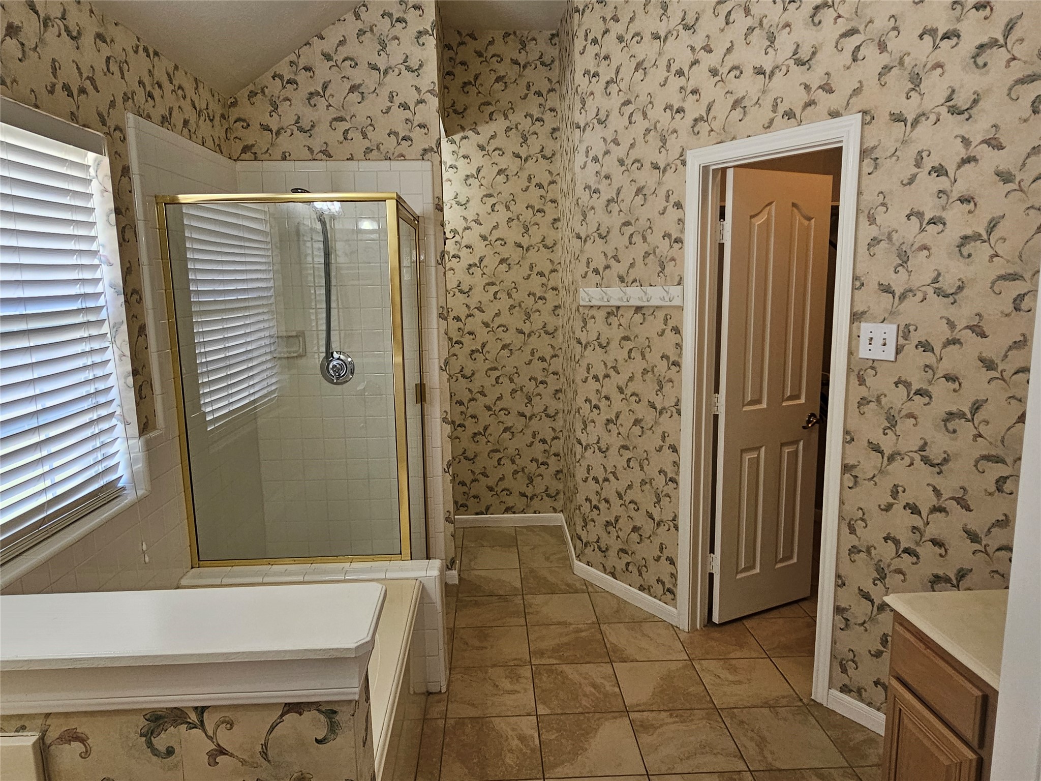 9506 Rustic Gate Road La Porte, TX 77571 - Photo 6 of 16