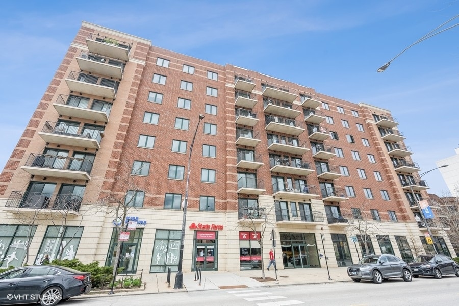 4848 North Sheridan Road, Unit 208 Chicago, IL 60640 - Photo 1 of 15 a front view of a building