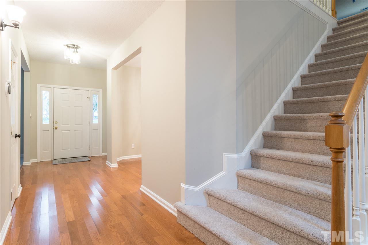 5216 Fairmead Circle Raleigh, NC 27613 - Photo 10 of 27