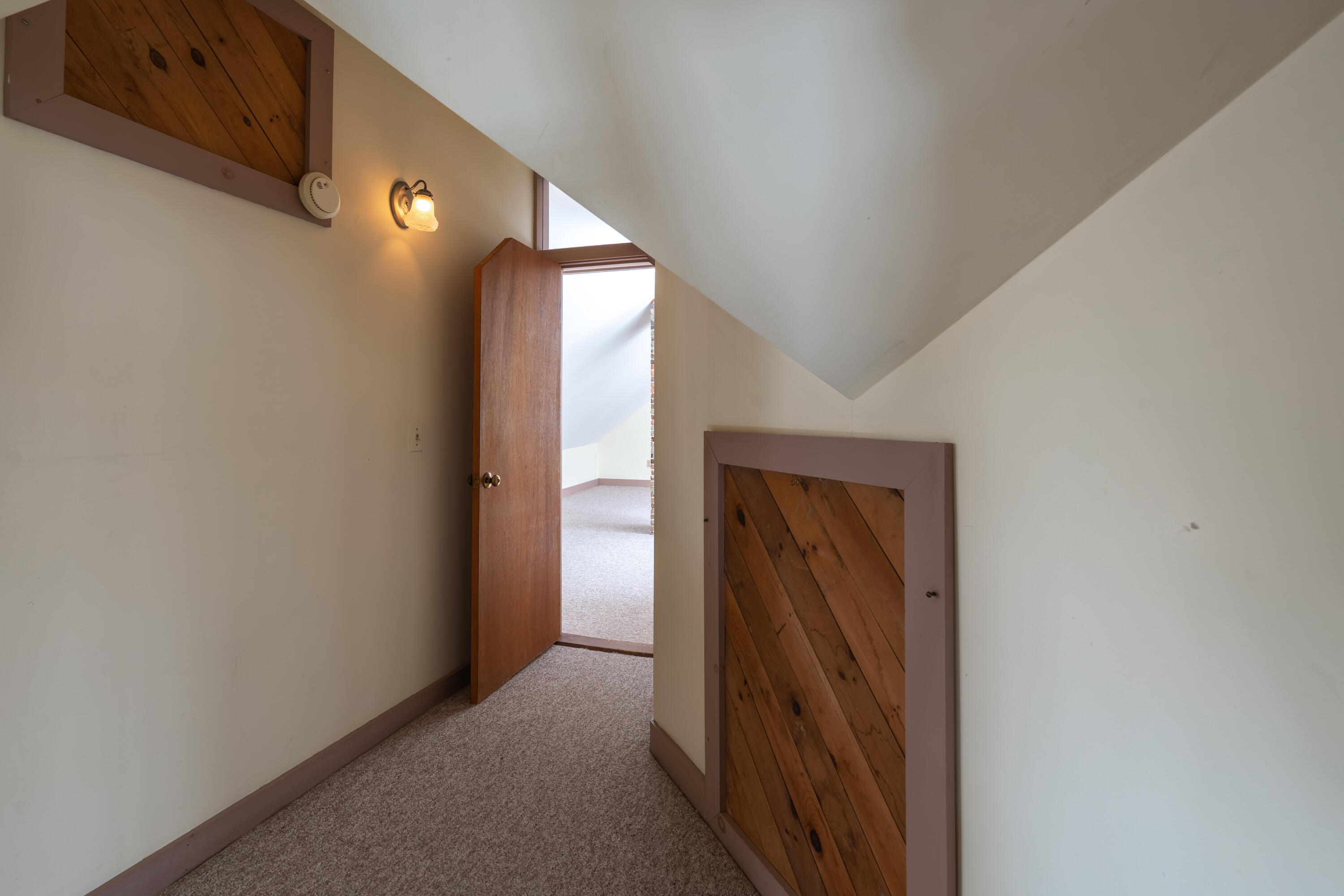 11 Megquier Hill Road Poland, ME 04274 - Photo 23 of 41 Upstairs