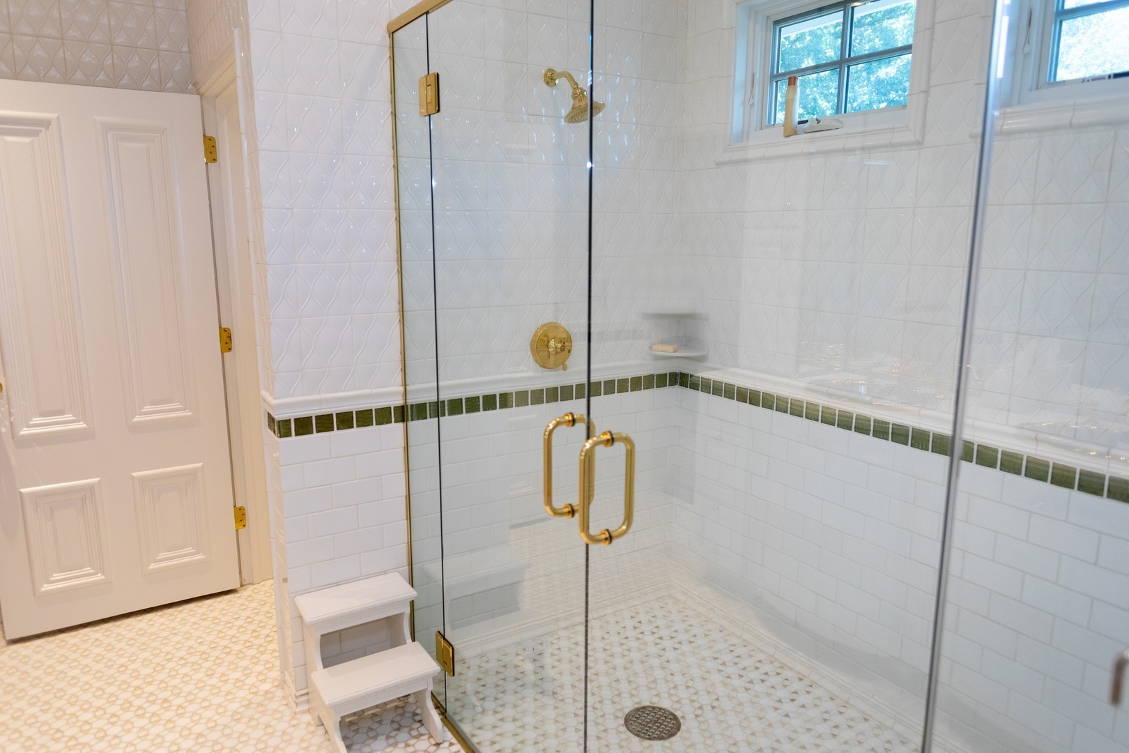 201 Scottswood Road Riverside, IL 60546 - Photo 46 of 75