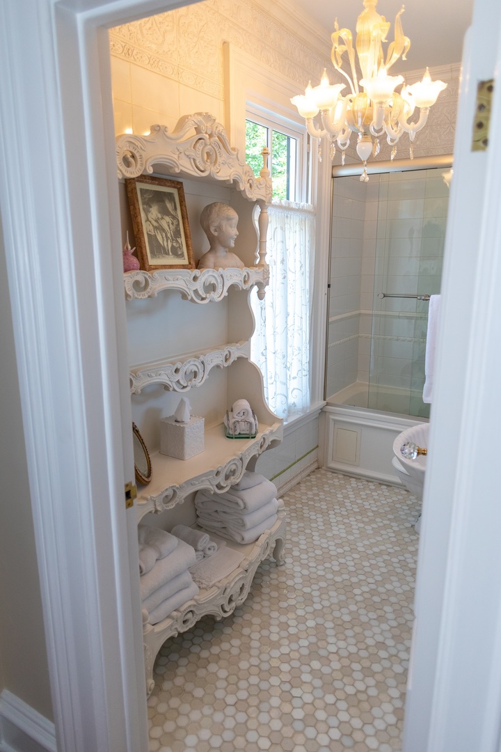 201 Scottswood Road Riverside, IL 60546 - Photo 58 of 75